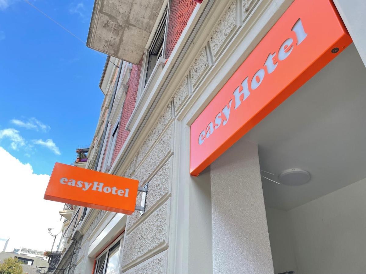 Easyhotel Zuerich Limmatplatz Bagian luar foto